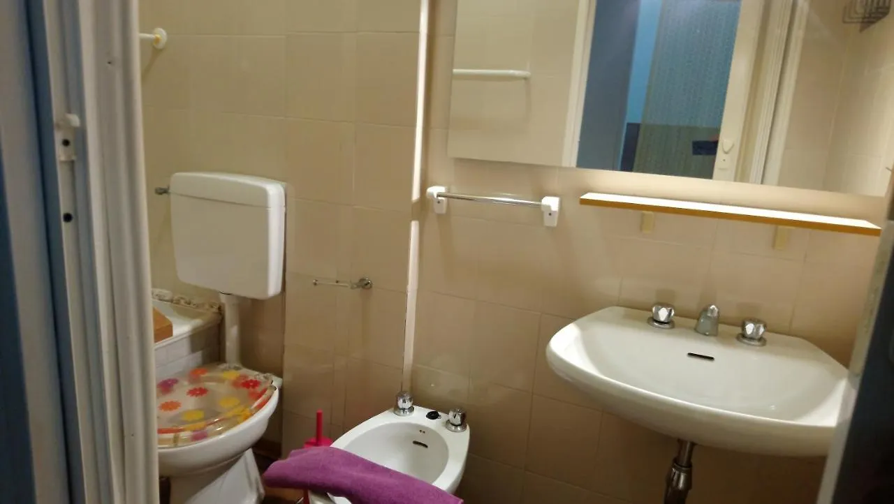 Nice Lake View Apartment イスプラ イタリア
