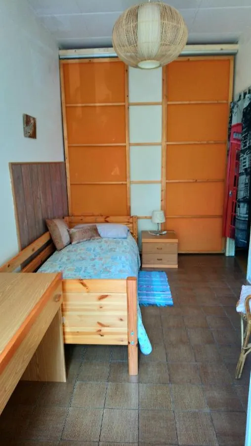 Nice Lake View Apartment イスプラ 0*,  イタリア