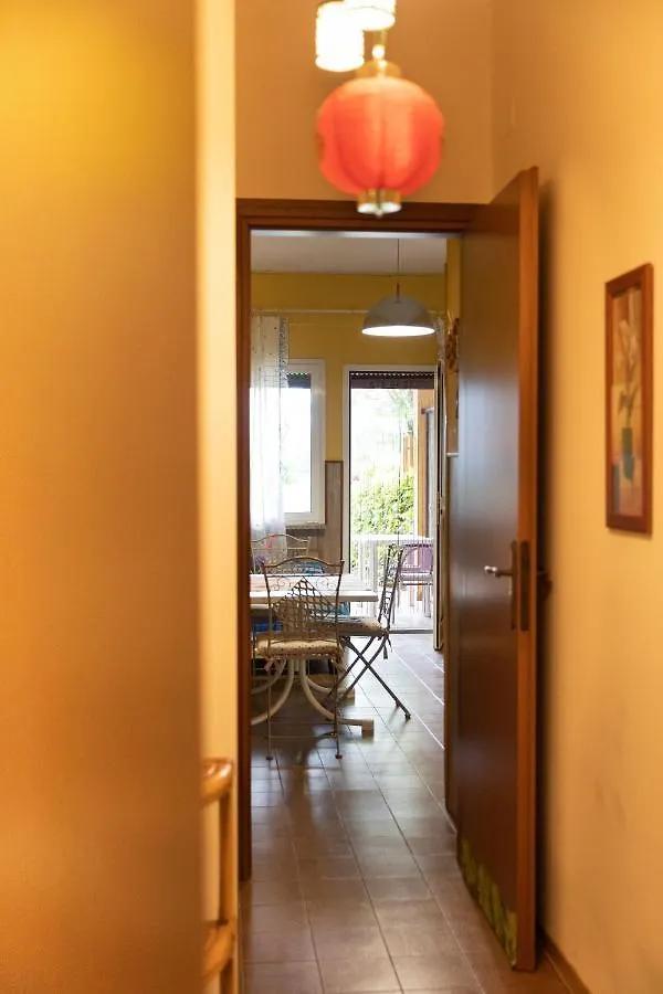Nice Lake View Apartment Ispra Italy
