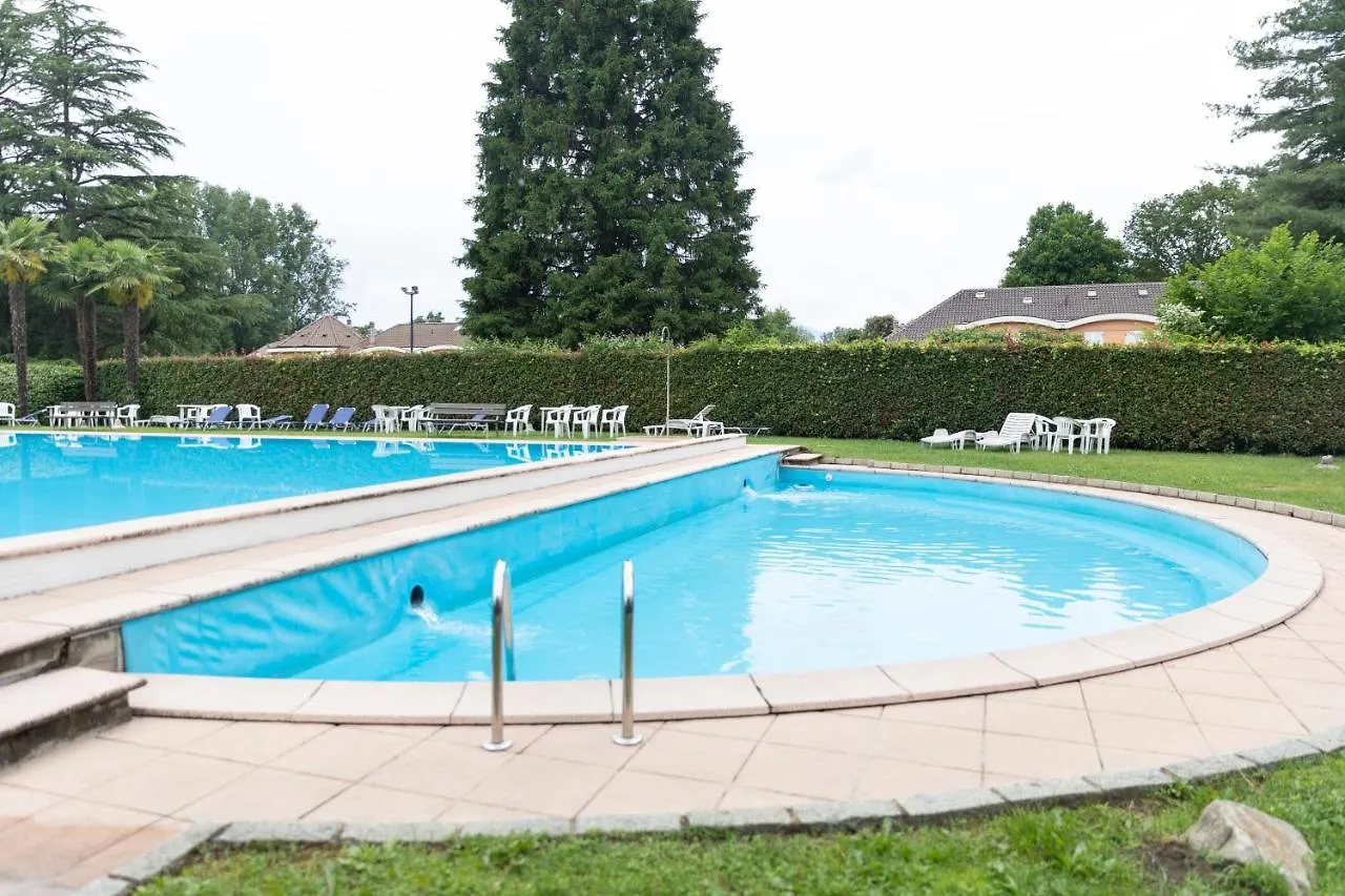 Nice Lake View Apartment イスプラ イタリア